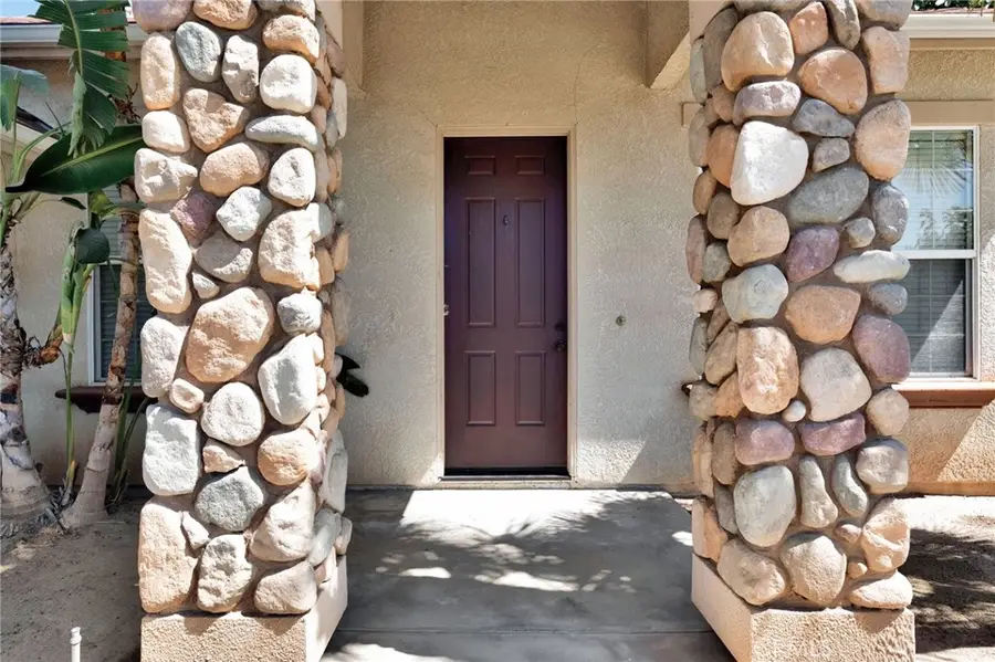 2579 Warner Avenue, Clovis, CA 93611 - #3
