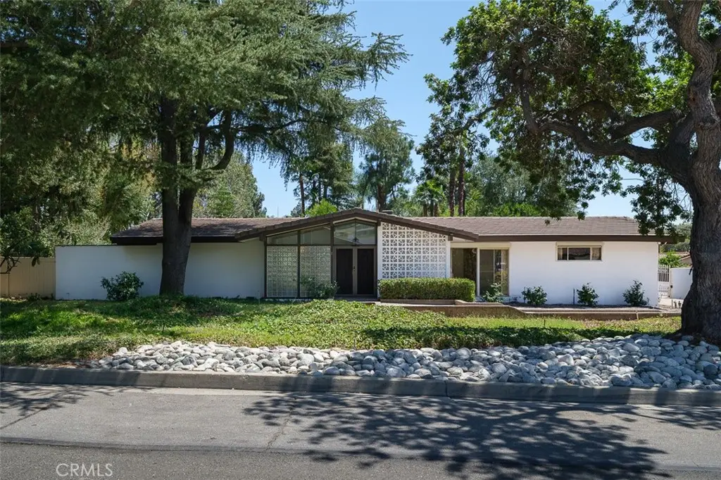 1036 W Donington Street, Glendora, CA 91741 - #1