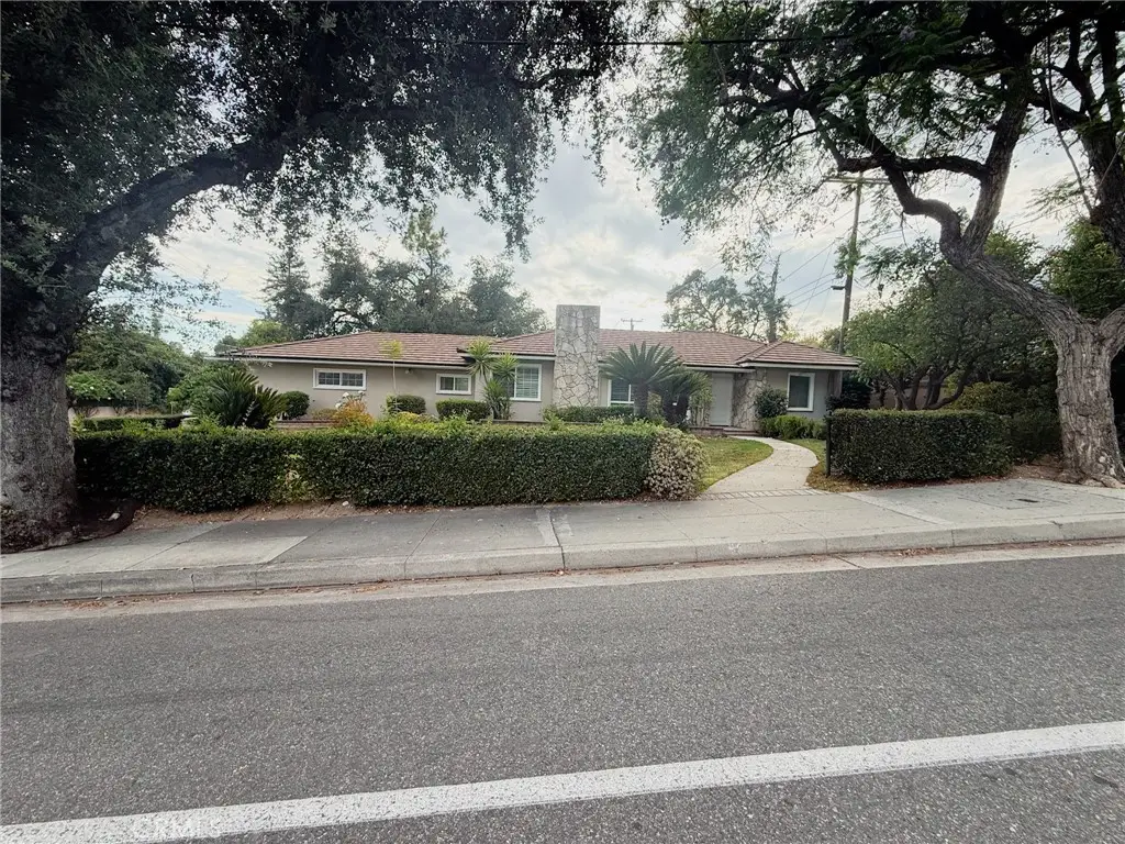 1705 N Santa Anita, Arcadia, CA 91006 - #1