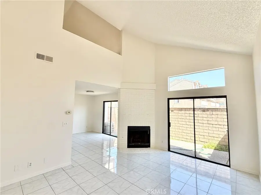 6060 Oak Street #M, Huntington Park, CA 90255 - #2