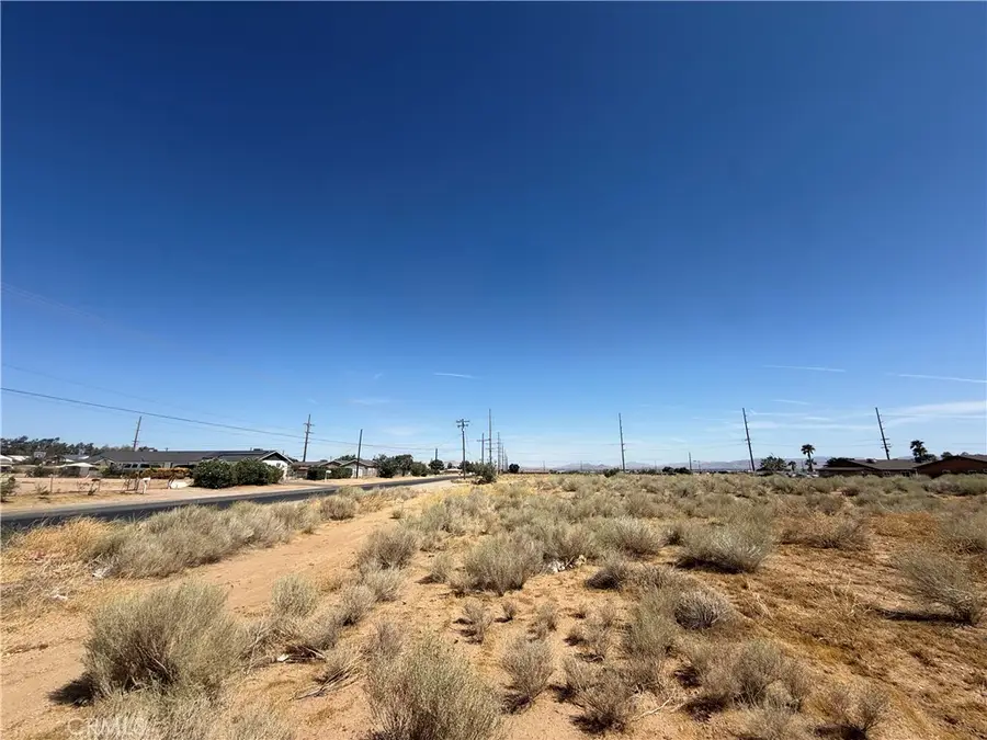 8859 E, Hesperia, CA 92345 - #2