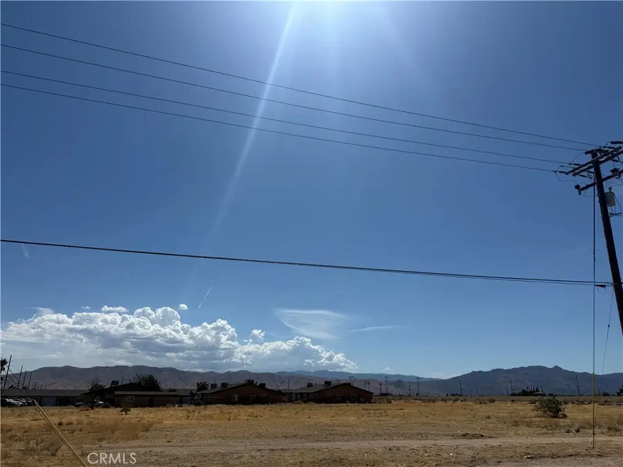 8859 E, Hesperia, CA 92345 - #3