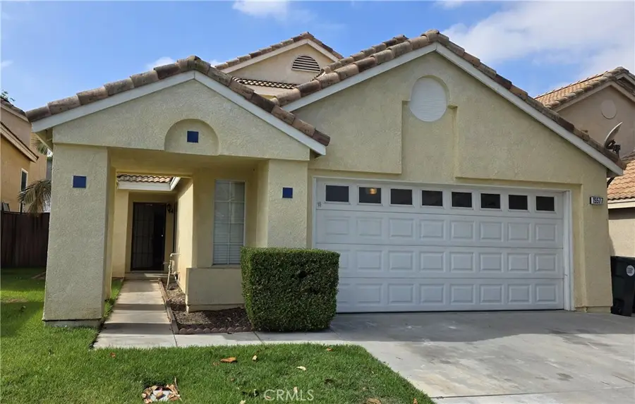 15577 Castellion, Fontana, CA 92337 - #2
