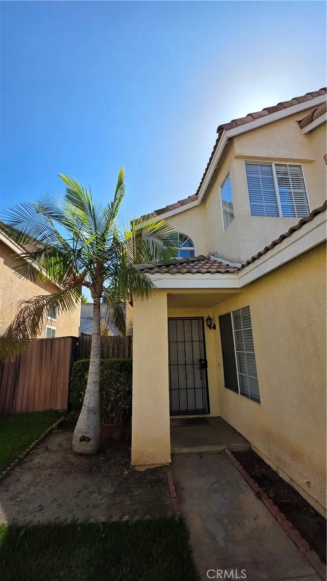 15577 Castellion, Fontana, CA 92337 - #3