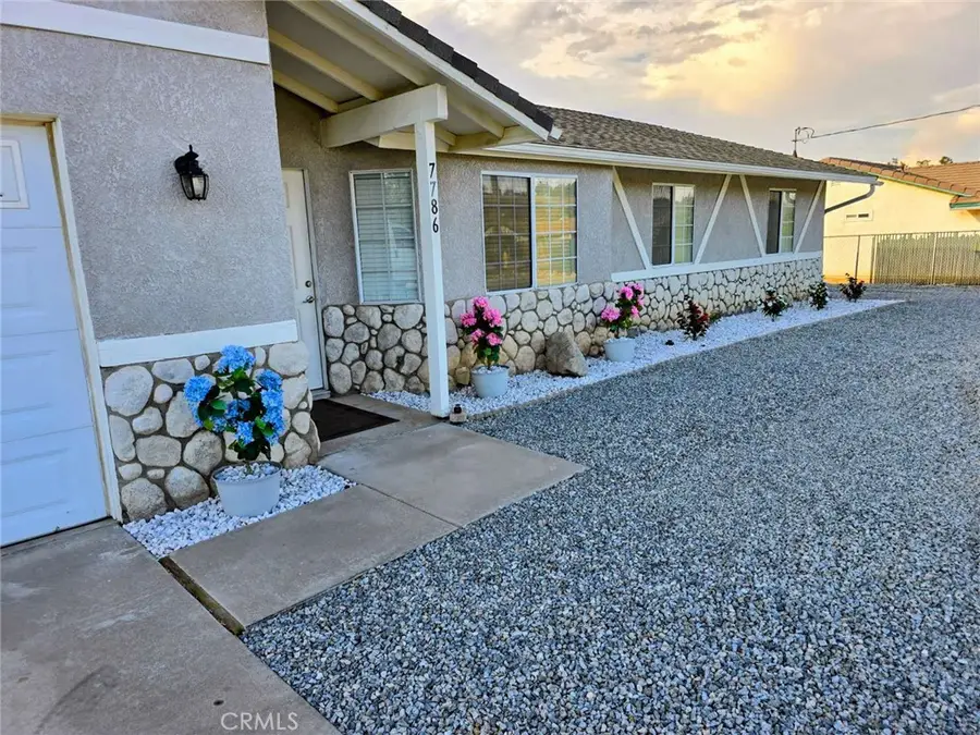 7786 Bangor Avenue, Hesperia, CA 92345 - #3