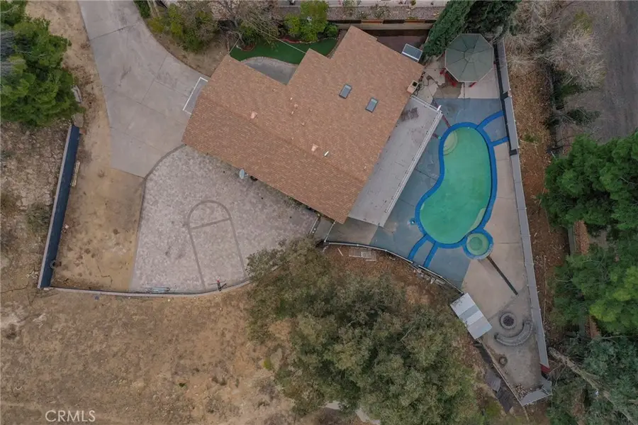 20643 Calhaven Drive, Saugus, CA 91390 - Image #2