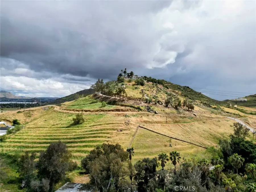 11251 Laurel Avenue, Bloomington, CA 92316 - Image #2