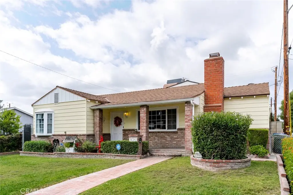 835 N Lincoln Street, Burbank, CA 91506 - #1