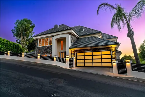 4918 Calvin Avenue, Tarzana, CA 91356