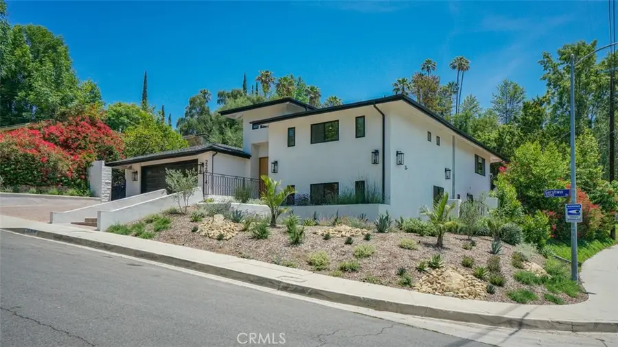 22914 Gershwin Drive, Woodland Hills, CA 91364 - Image #2