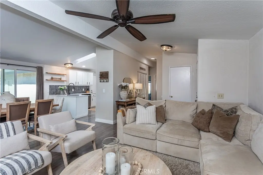 27568 Ruby Lane, Castaic, CA 91384 - Image #1