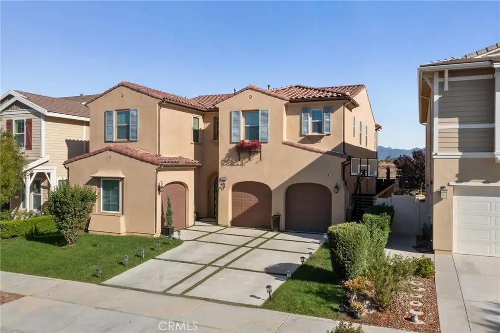 27636 Camellia Drive, Saugus, CA 91350 - Image #1