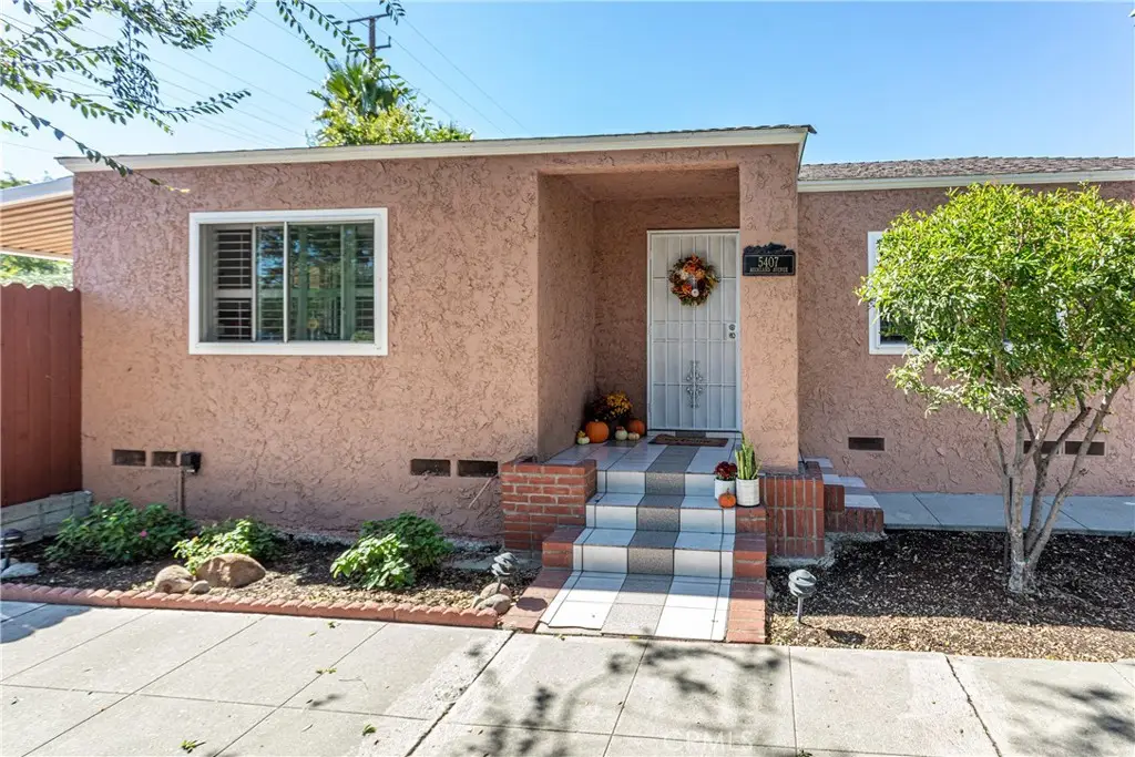 5407 Auckland, North Hollywood, CA 91601 - #1