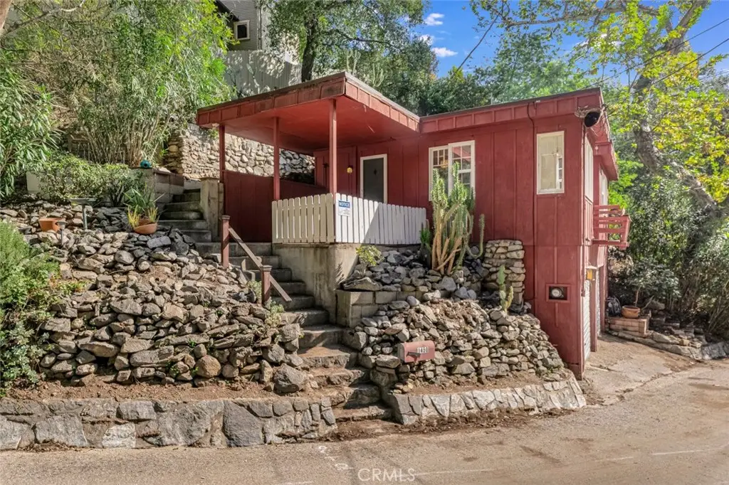 1450 Country Club Drive, Burbank, CA 91501 - Image #1