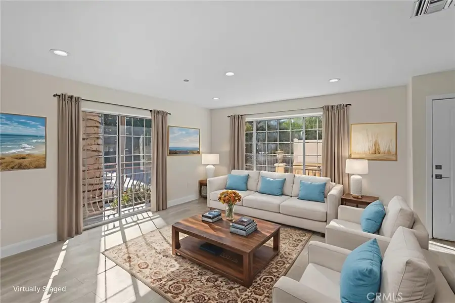 14957 Victory Boulevard #101, Van Nuys, CA 91411 - Image #2