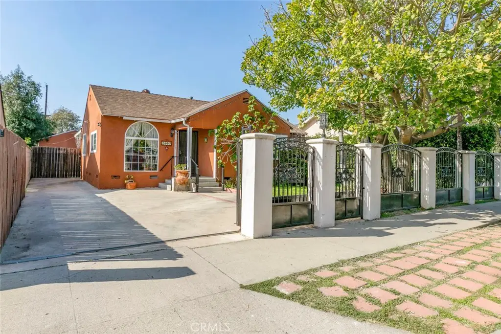 7419 Kraft, North Hollywood, CA 91605 - Image #1