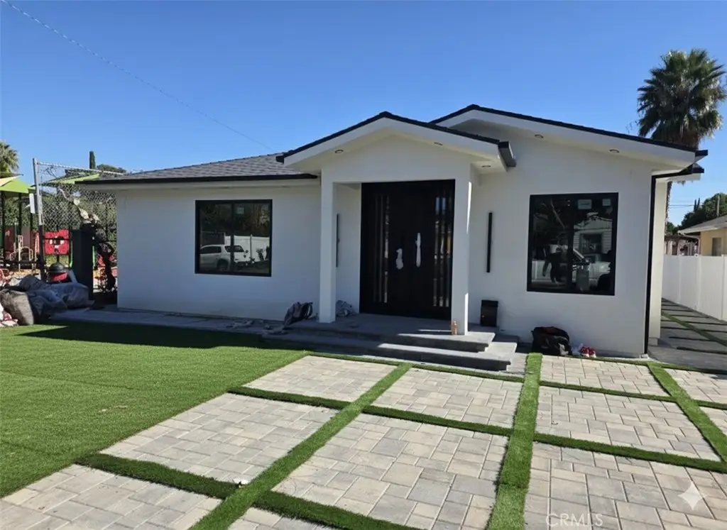 254 W Santa Anita, Burbank, CA 91502 - Image #1