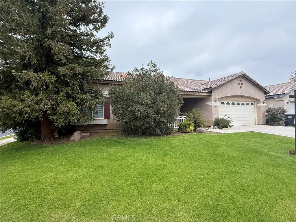 10918 Thunder Falls Avenue, Bakersfield, CA 93312 - Image #1