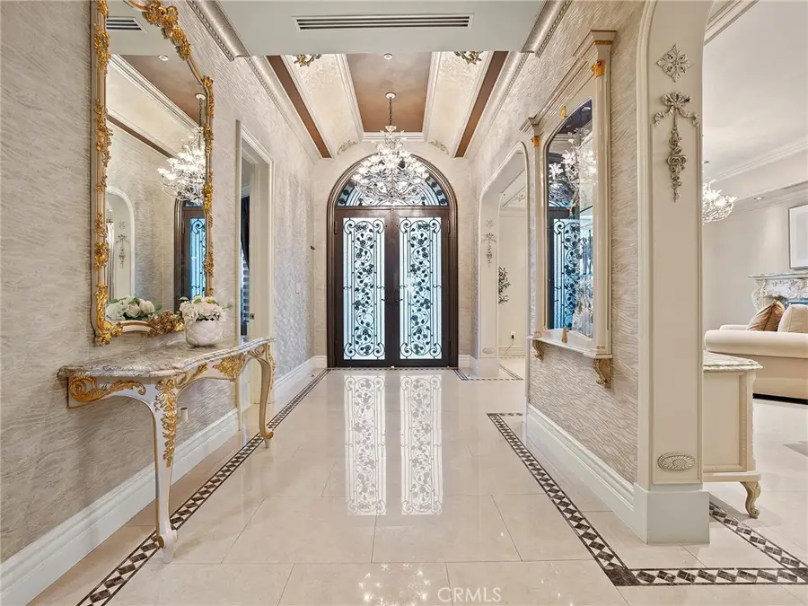 922 E Providencia Avenue, Burbank, CA 91501 - #3