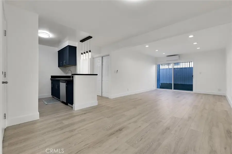 18620 Hatteras, Tarzana, CA 91356 - Image #3