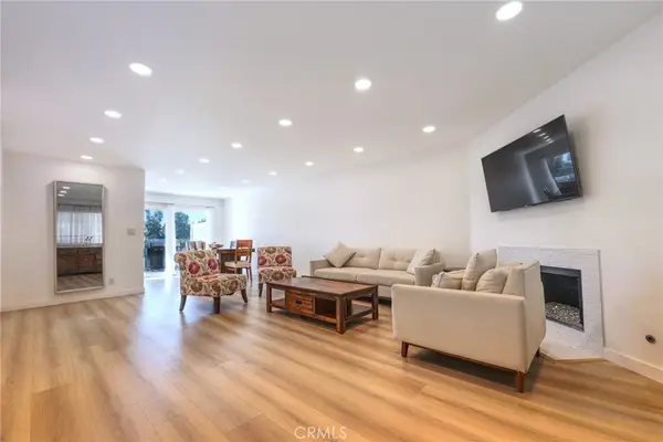 9325 Sunland Park #23, Sun Valley, CA 91352