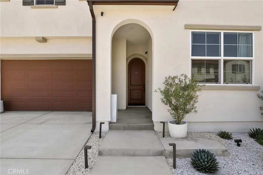 28519 Moyer Lane, Santa Clarita, CA 91351 - Image #3