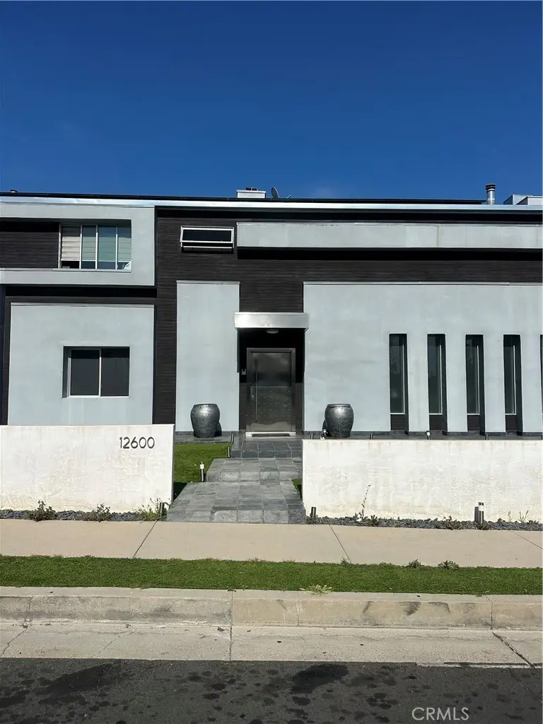 12600 Kenny, Granada Hills, CA 91344 - Image #1