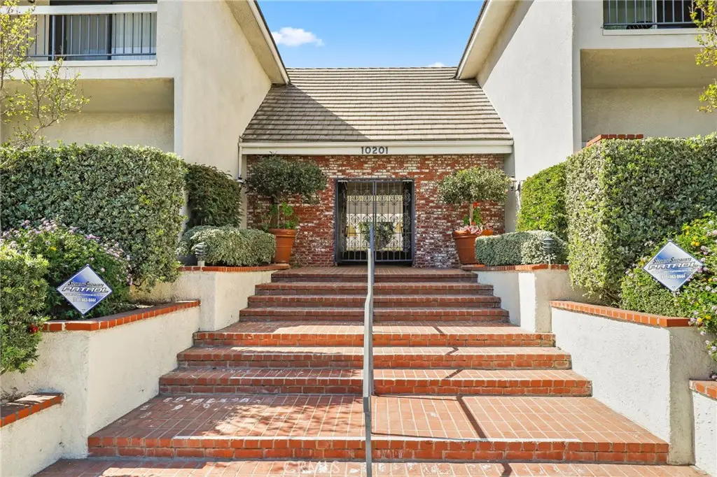 10201 Mason Avenue #19, Chatsworth, CA 91311 - #1