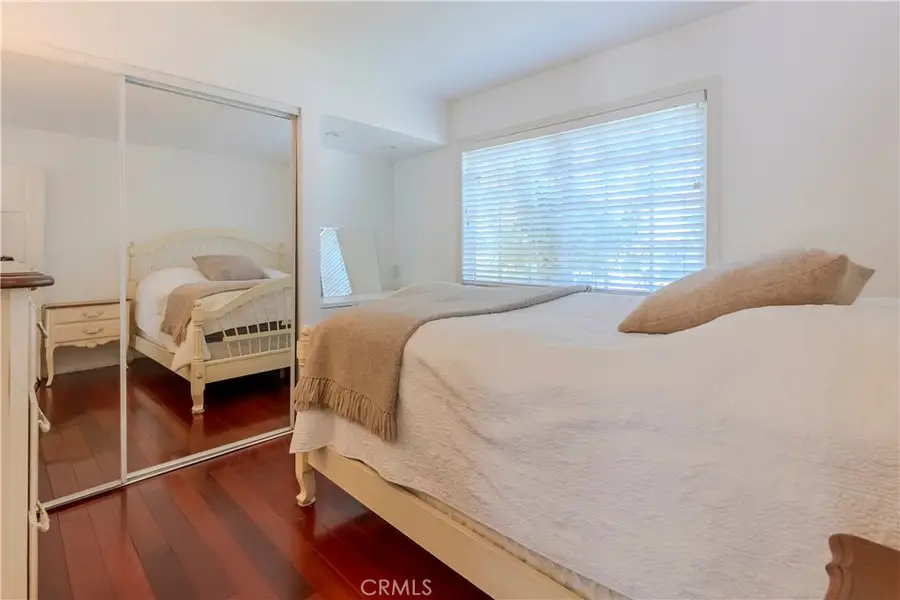 10116 Viking, Northridge, CA 91324 - #3