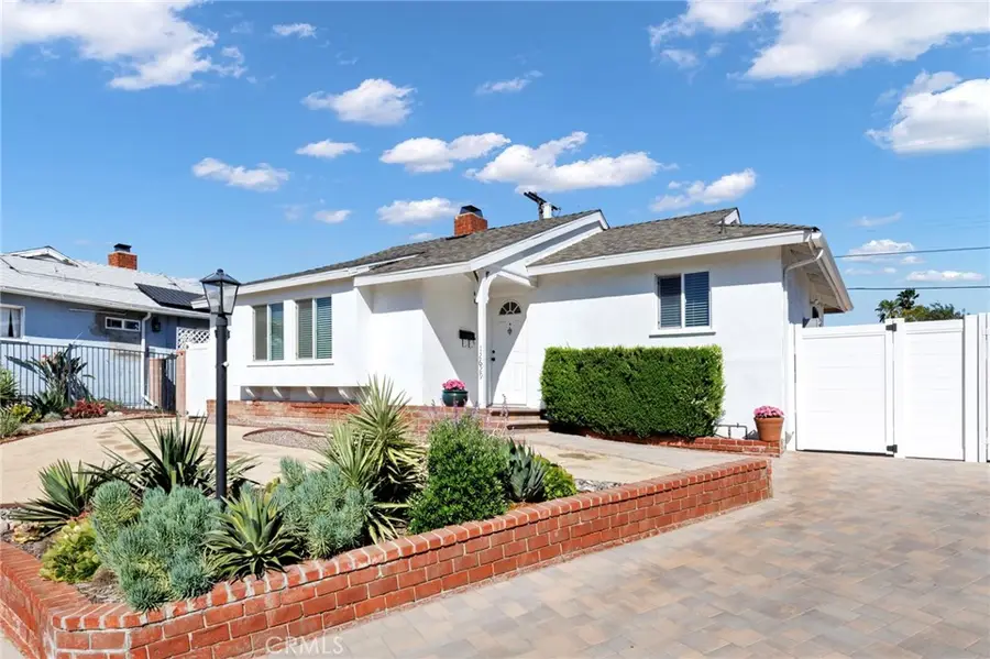 12629 Wixom Street, North Hollywood, CA 91605 - #2