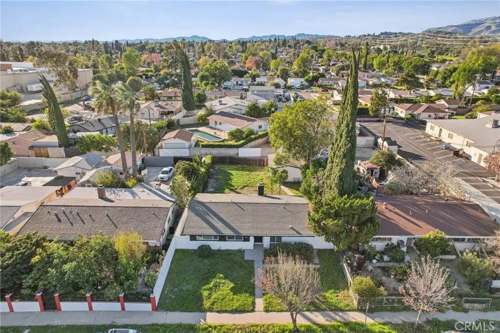 11221 Balboa, Granada Hills, CA 91344 - #1