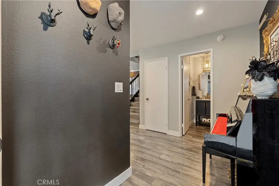 18175 Andrea N, Northridge, CA 91325 - #3