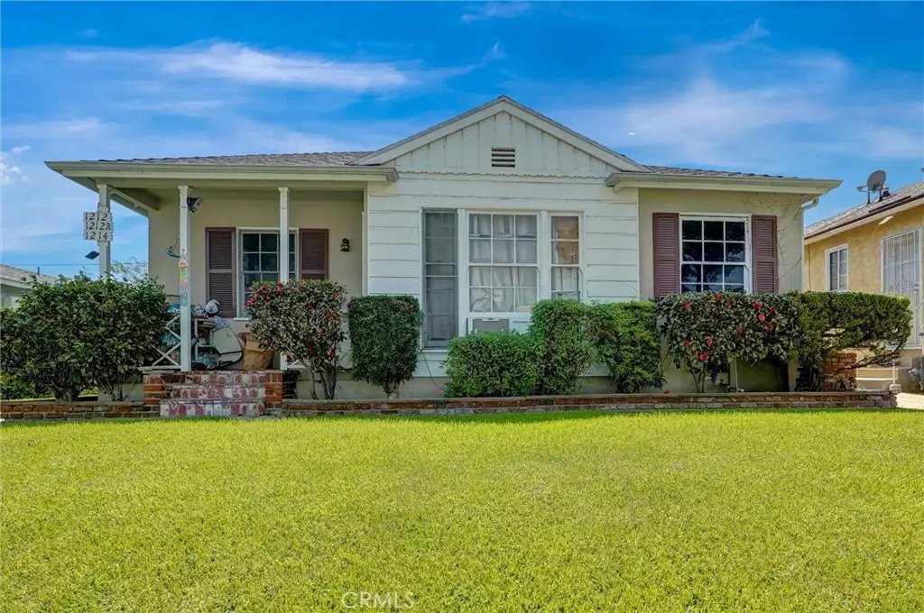 1212 W Victory Boulevard, Burbank, CA 91506 - #1