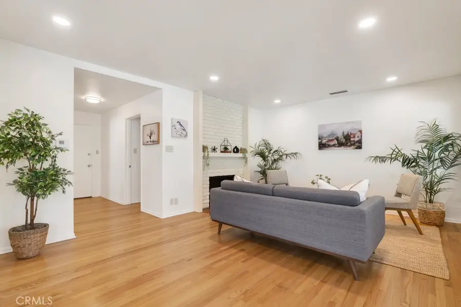 725 Tufts Avenue, Burbank, CA 91504 - #2