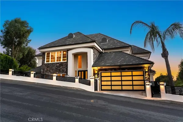 4918 Calvin Avenue, Tarzana, CA 91356