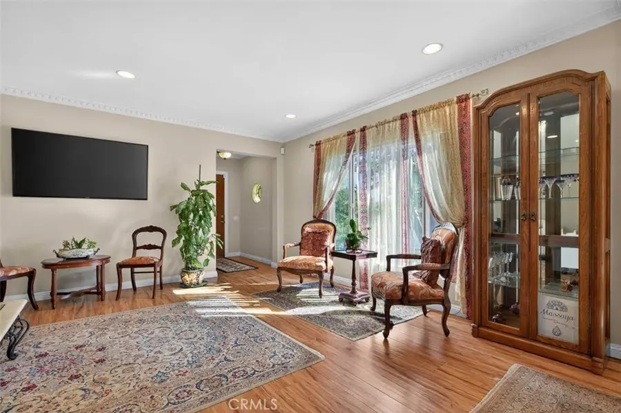 820 S Kenneth, Burbank, CA 91501 - #2