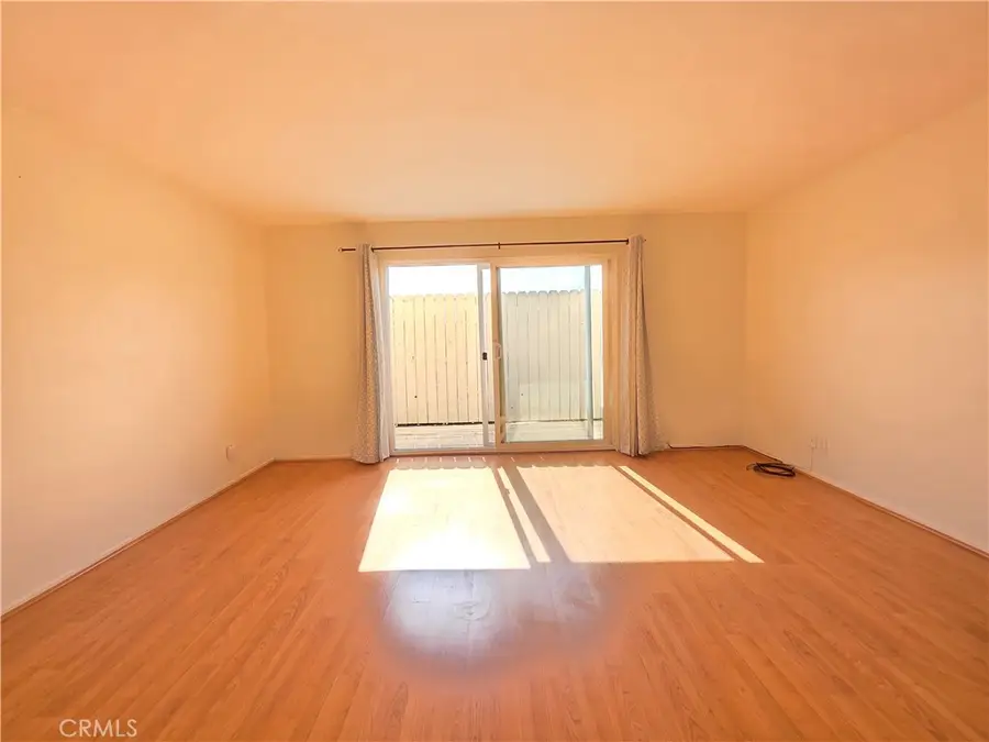 719 N Eucalyptus #26C, Inglewood, CA 90302 - #3