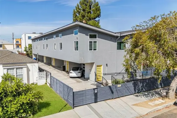 5743 Case, North Hollywood, CA 91601