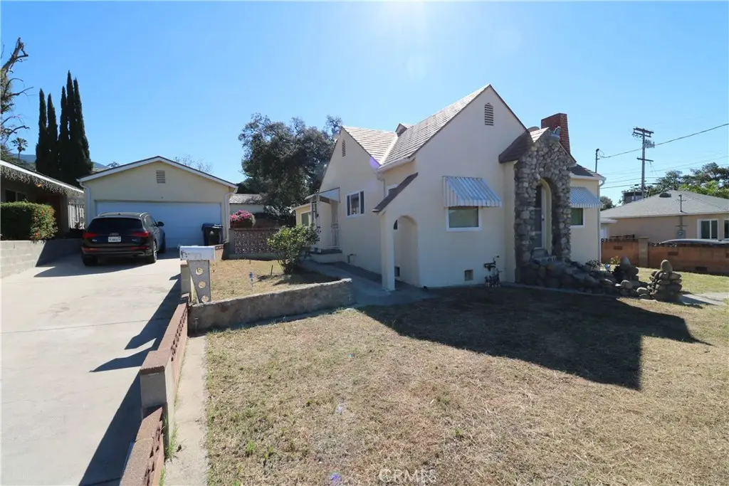 10014 Leona, Tujunga, CA 91042 - #1