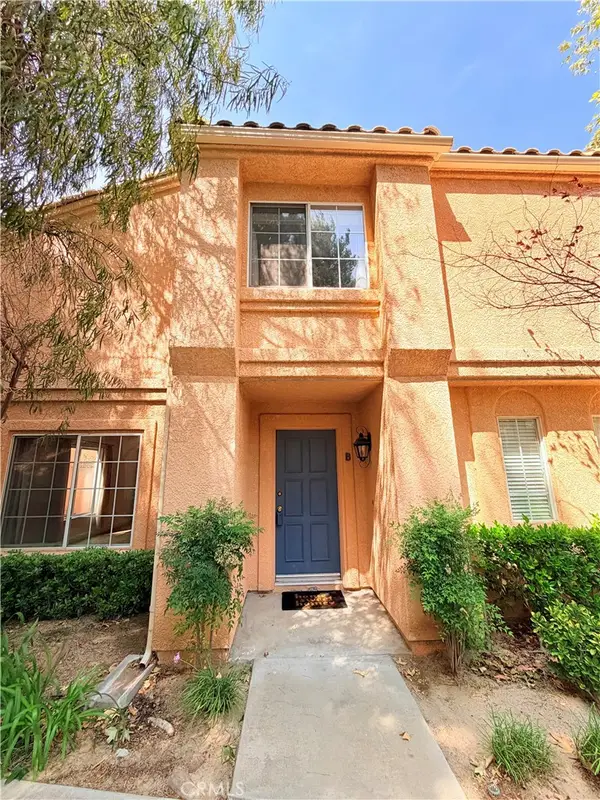 25152 Steinbeck #B, Stevenson Ranch, CA 91381