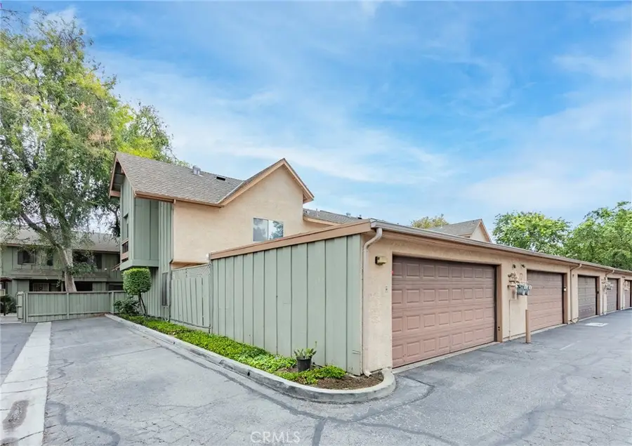 20126 Runnymede Street #22, Winnetka, CA 91306 - #2