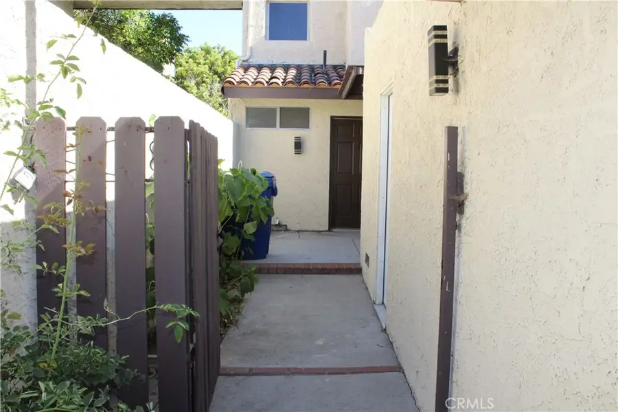 8800 129 Kester, Panorama City, CA 91402 - #2