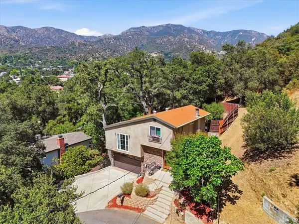 9704 Marcus Lane, Tujunga, CA 91042
