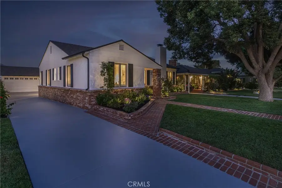 220 S Reese Place, Burbank, CA 91506 - #2
