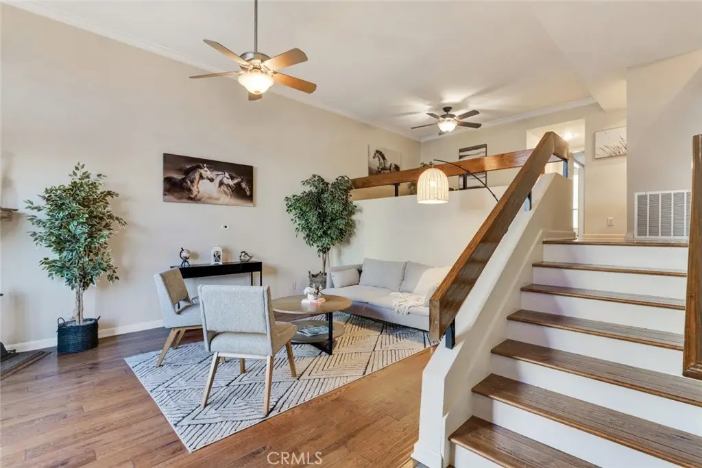 1008 W Riverside Drive #34, Burbank, CA 91506 - #1