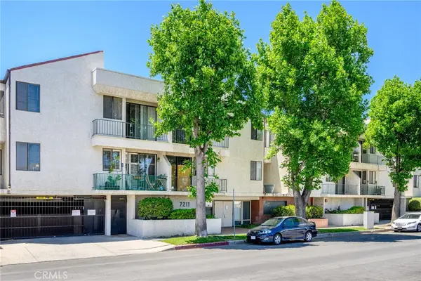 7211 Cozycroft Avenue #16, Winnetka, CA 91306
