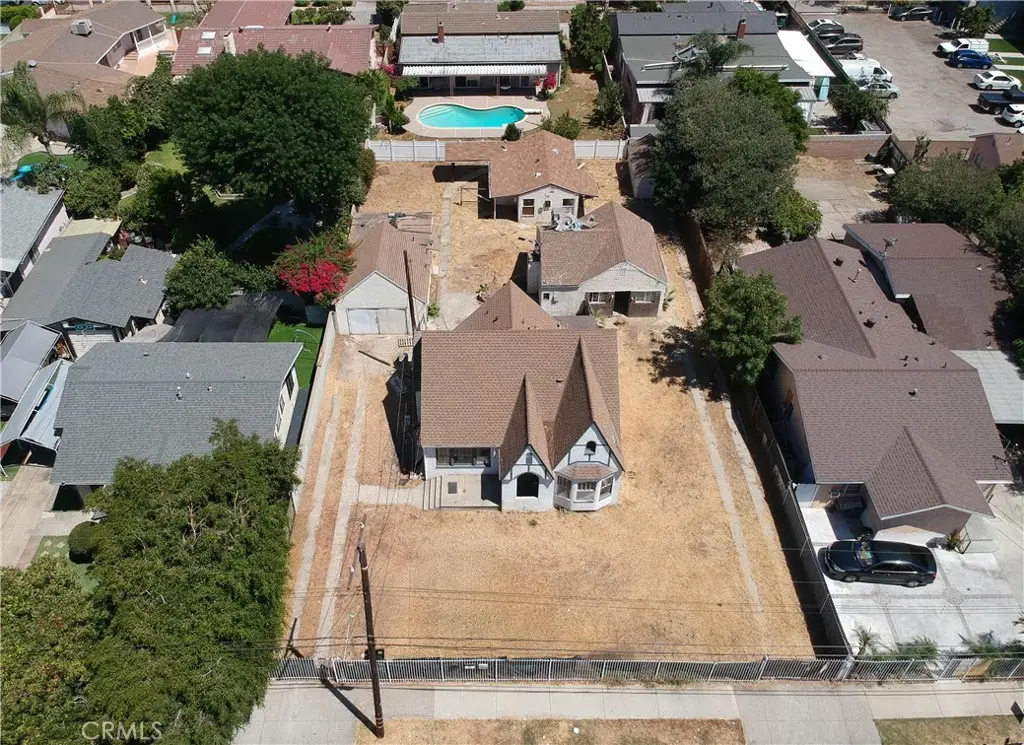 6824 Tyrone, Van Nuys, CA 91405 - #1