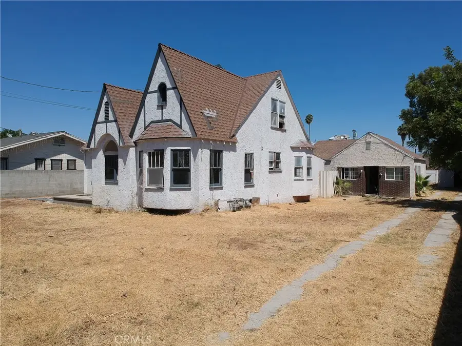 6824 Tyrone, Van Nuys, CA 91405 - #3