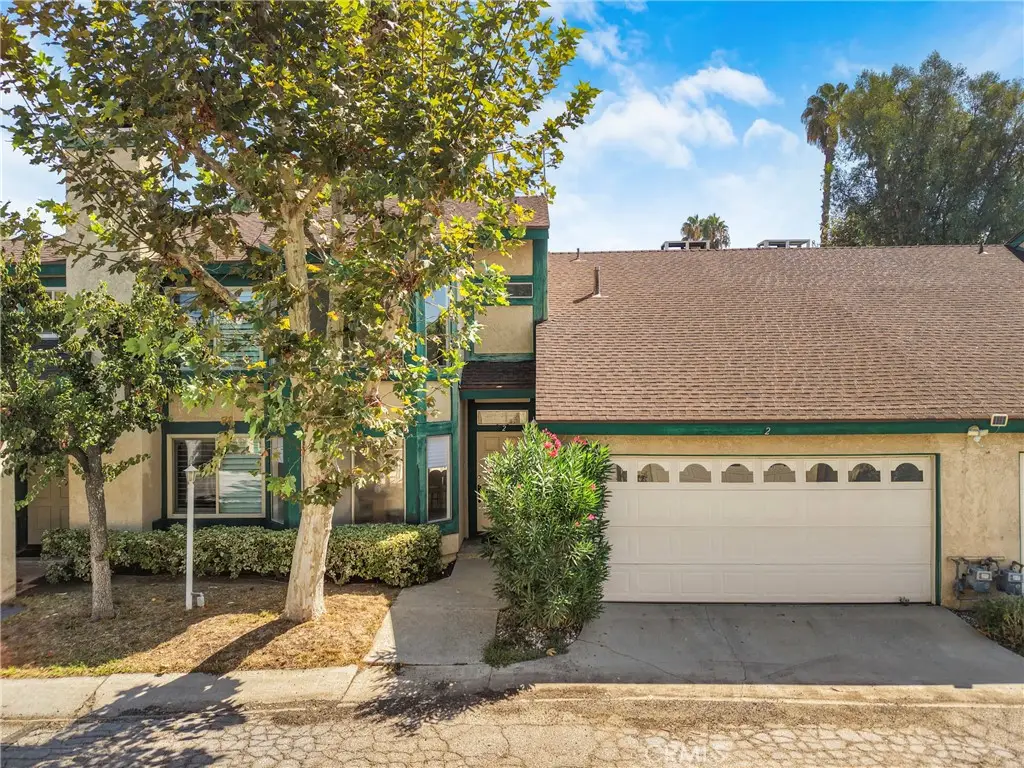 17221 Roscoe Boulevard #2, Northridge, CA 91325 - #1