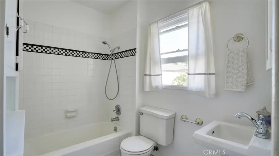 1320 N Kenwood, Burbank, CA 91505 - #3